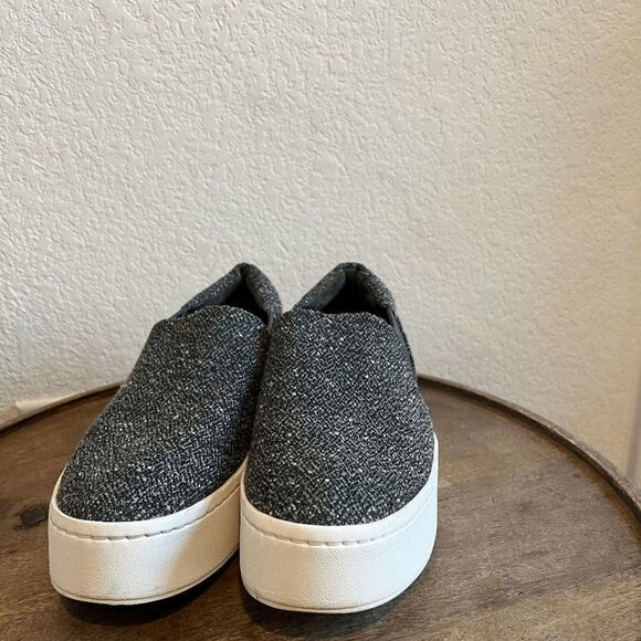 VINCE Gray Tweed Warren Round Toe Slip-On Platform Sneakers Women's Size 7.5 - Picture 2 of 9